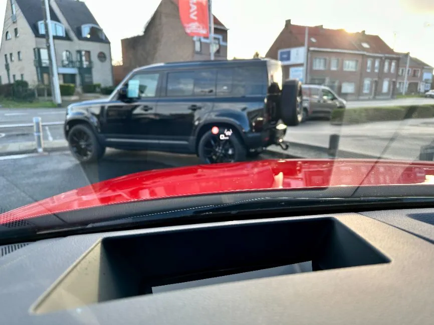 Audi e-tron S-Line Image 15