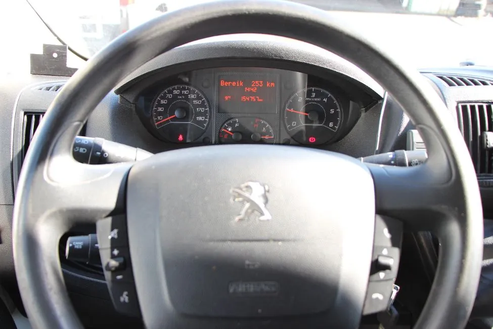 Peugeot Boxer 2.0 Hdi EU6 Airco Cruis Co. Waranty Image 8