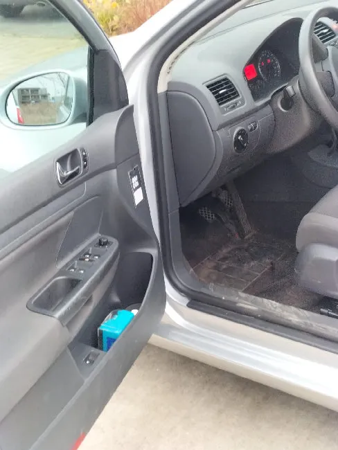 Volkswagen Golf  Image 8