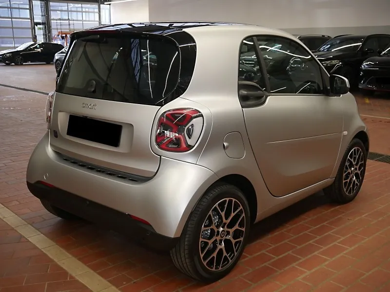 Smart Fortwo EQ =Exclusive= Carbon/Panorama Гаранция Image 3