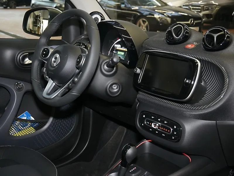 Smart Fortwo EQ =Exclusive= Carbon/Panorama Гаранция Image 5