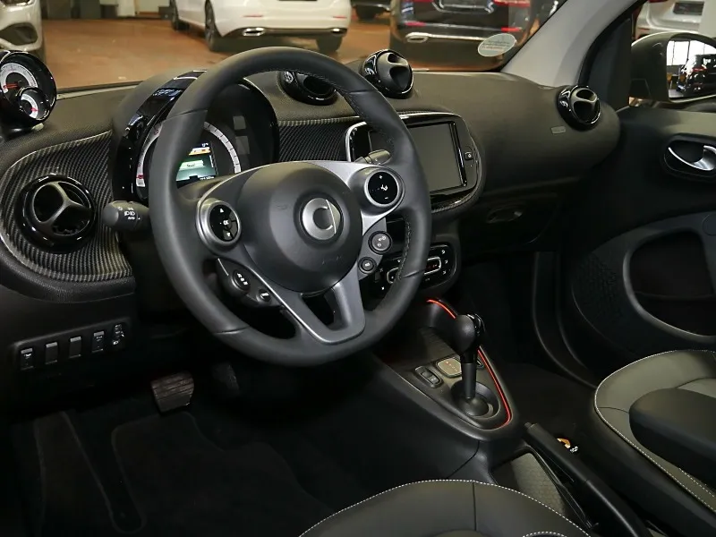 Smart Fortwo EQ =Exclusive= Carbon/Panorama Гаранция Image 6