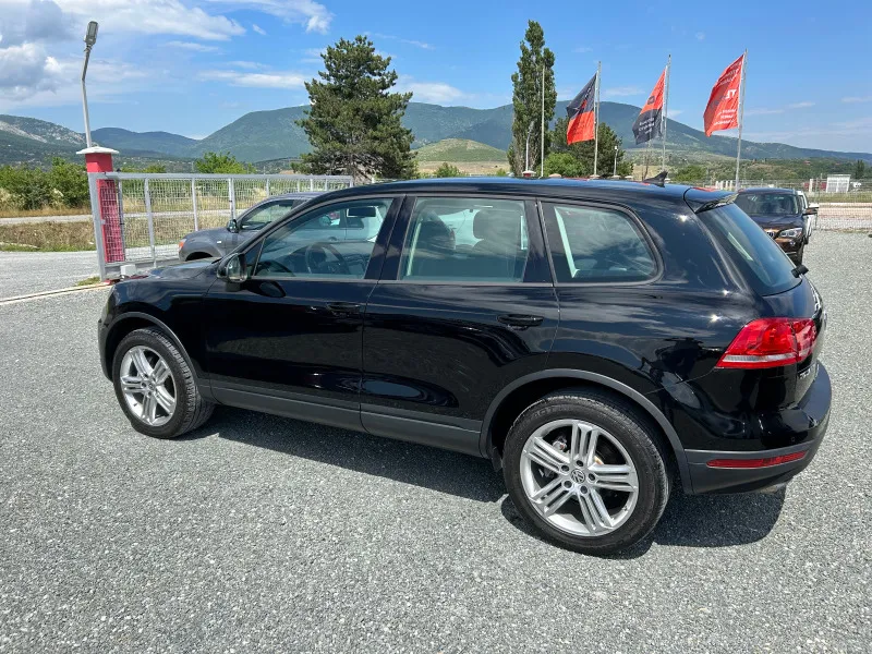 Volkswagen Touareg (KATO НОВА) Image 9