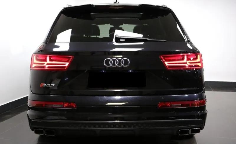 Audi SQ7 V8 Diesel Image 6