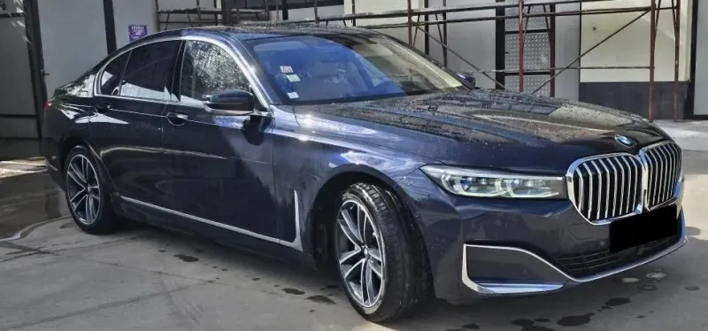BMW 730 d Image 2