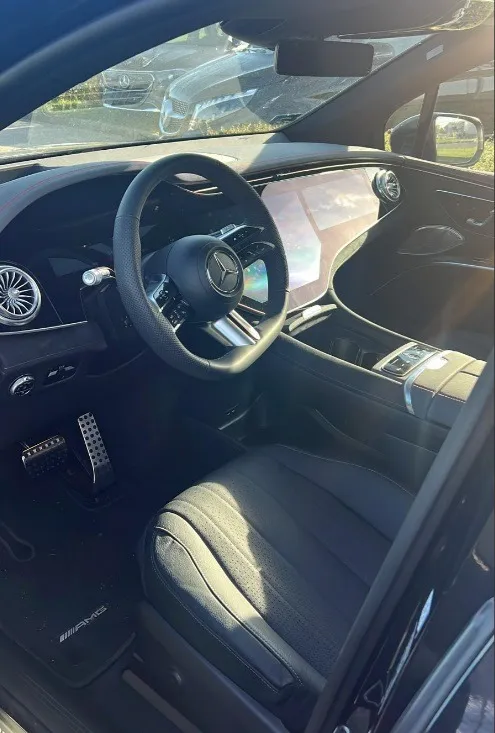 Mercedes-Benz EQS 450 SUV 4Matic Image 5