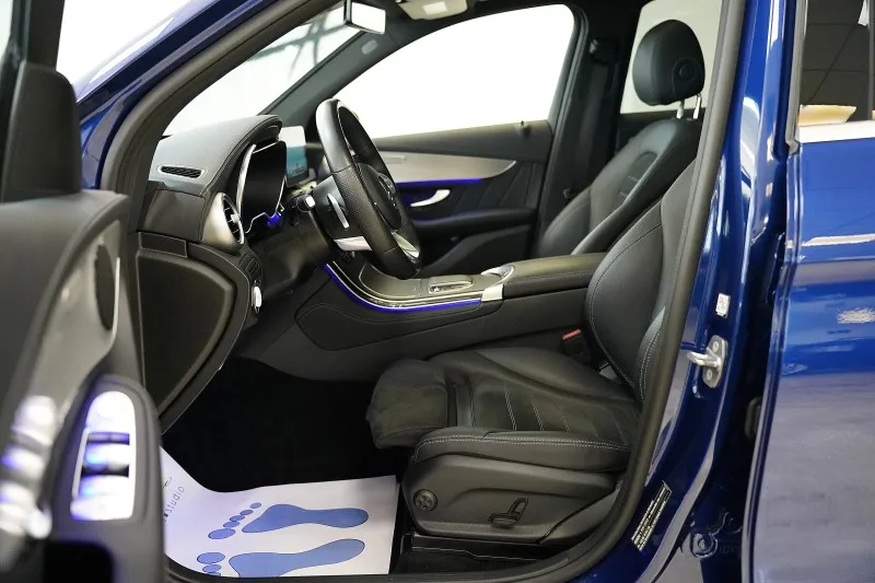 Mercedes-Benz GLC 220 d 4Matic AMG Line Image 7