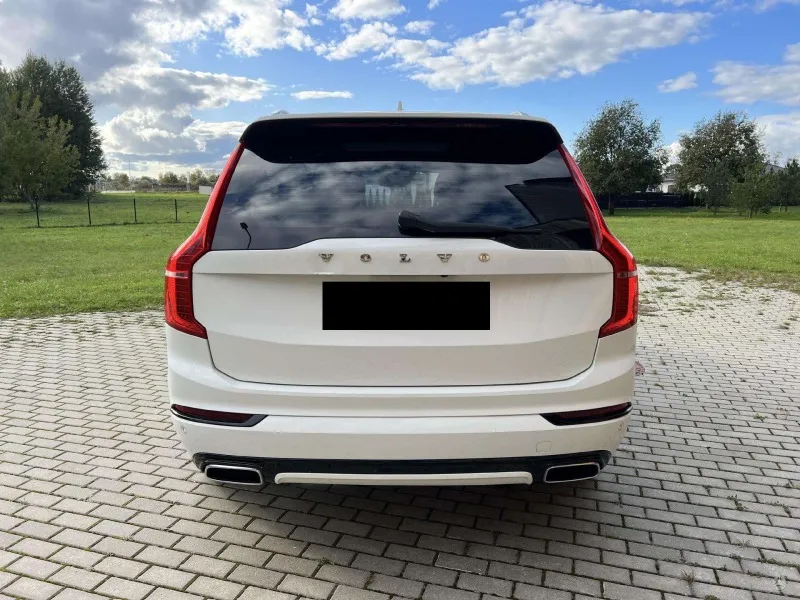 Volvo Xc90 2.0 D5 R-Design Image 6