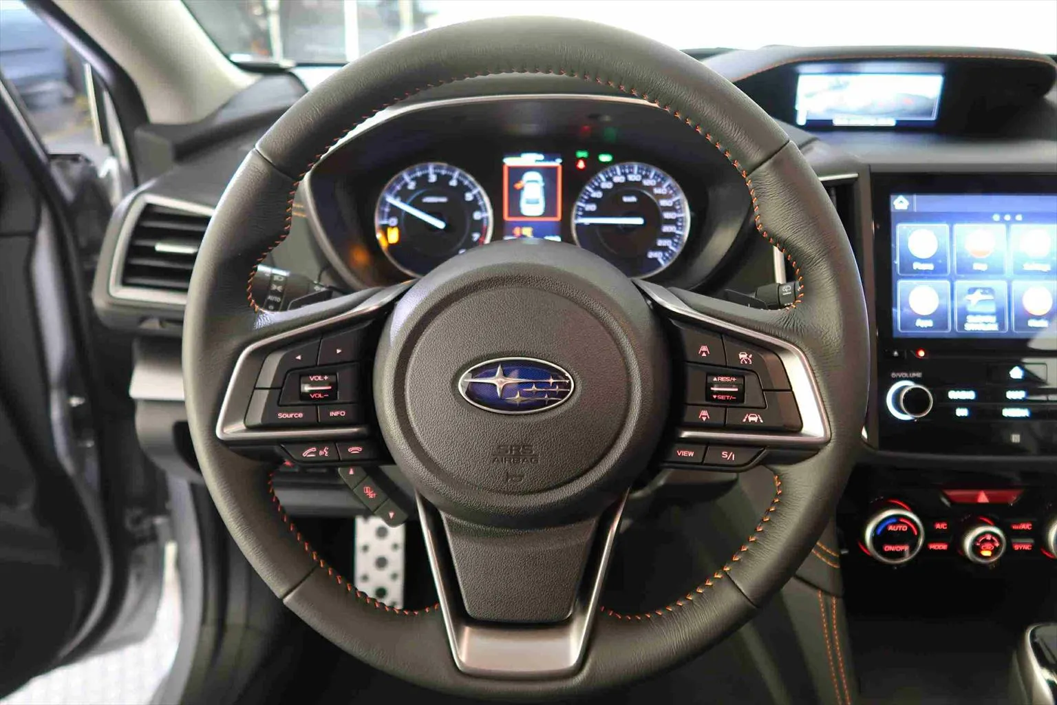 Subaru XV 2.0i e-Boxer Swiss Plus AWD  Image 10