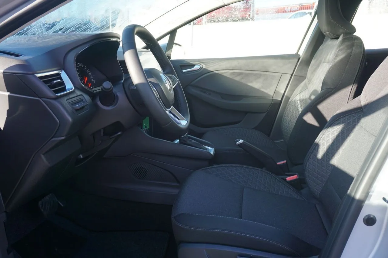 Renault Clio TCe 90 X-Tronic LED...  Image 9