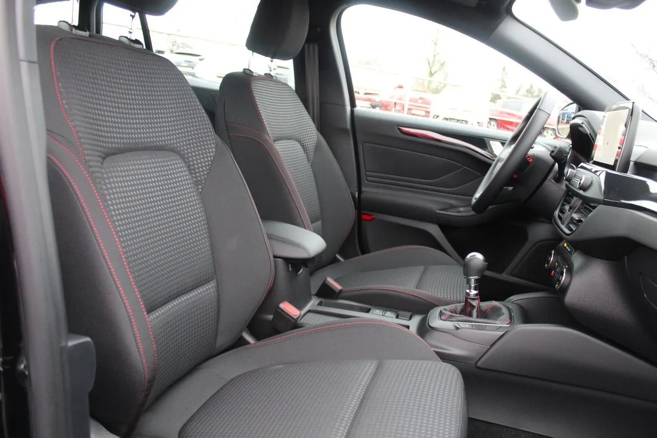 Ford Focus Turnier ST-Line 1.0EB mHev...  Image 9