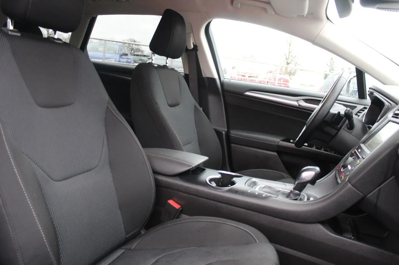 Ford Mondeo 2.0 EcoBoost Titanium...  Image 9