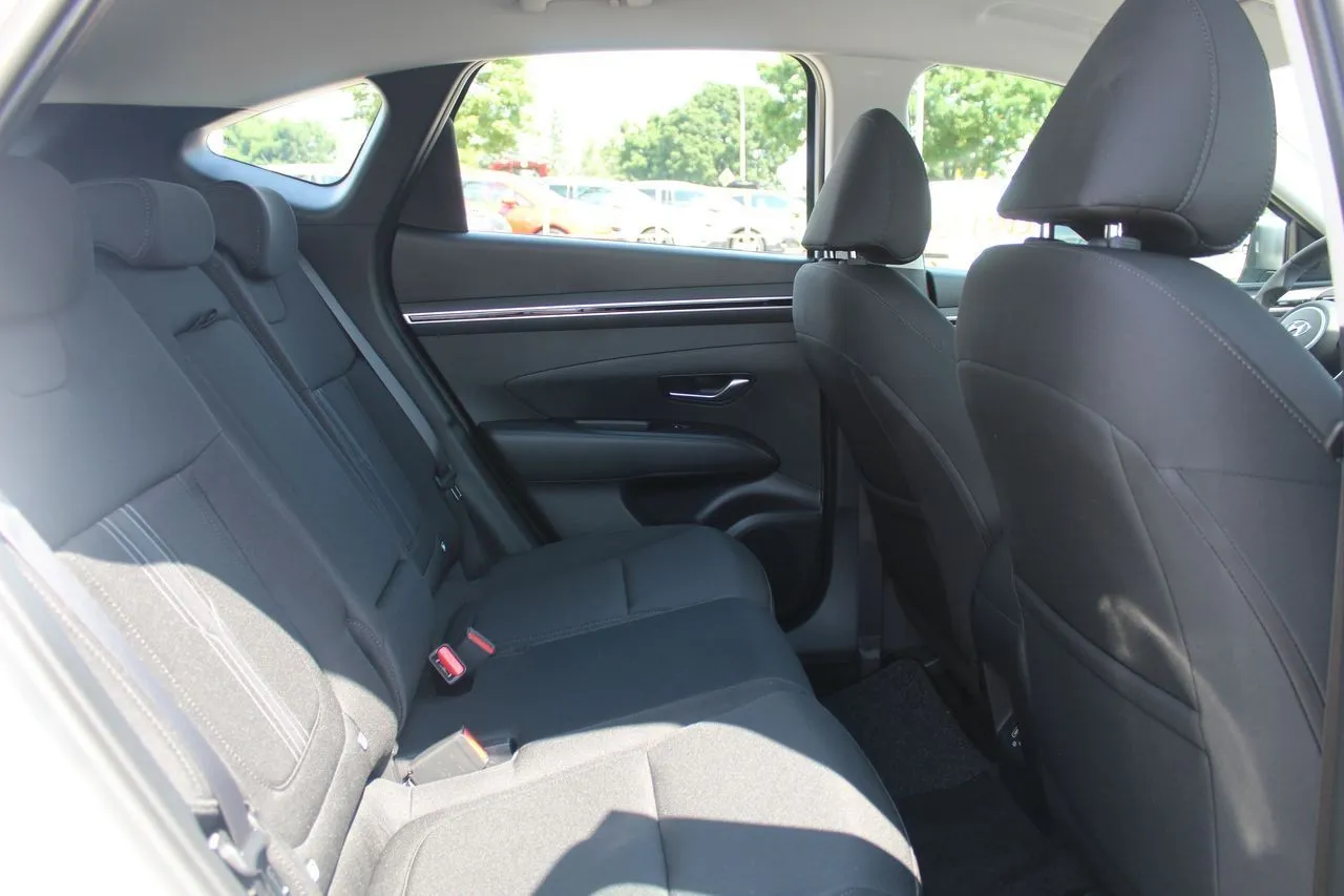 Hyundai Tucson 1.6 T-GDI...  Image 9