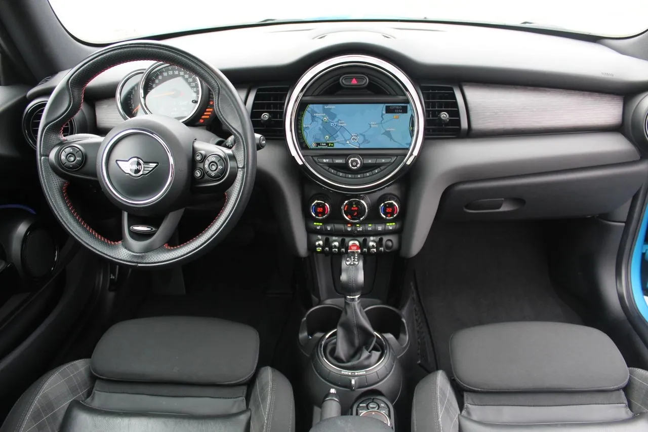 MINI Cooper 1.5 Mini JCW...  Image 9