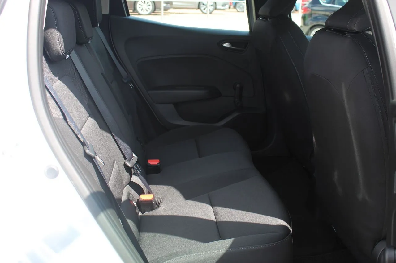 Renault Clio TCE 100 LPG LED Tempomat...  Image 9