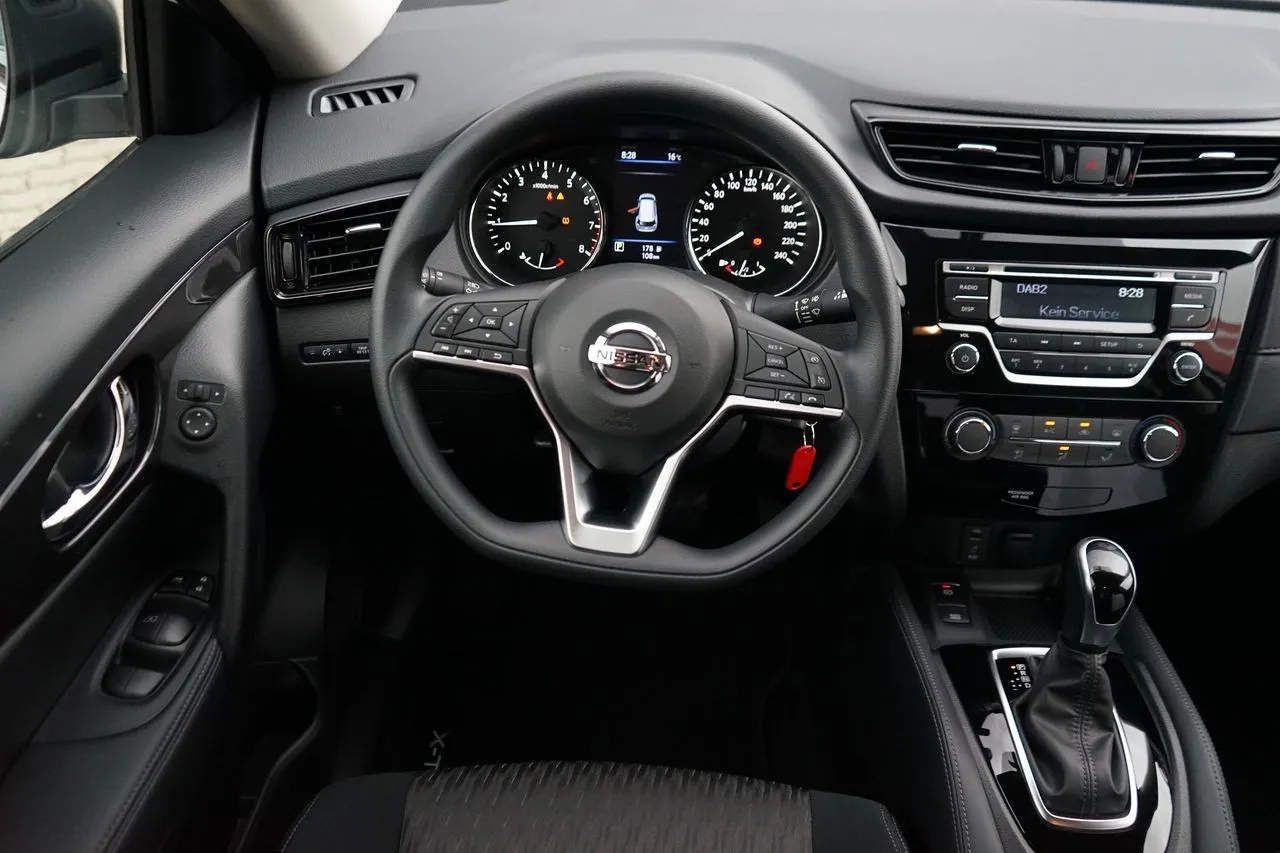 Nissan X-Trail 1.3 DIG-T AT Tempomat...  Image 9