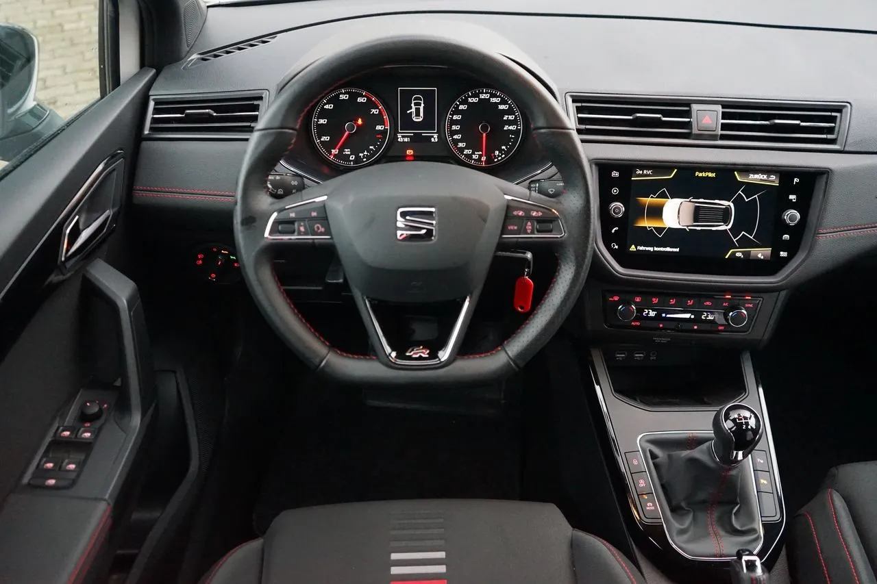 Seat Arona 1.0 TSI FR 2-Zonen-Klima...  Image 9