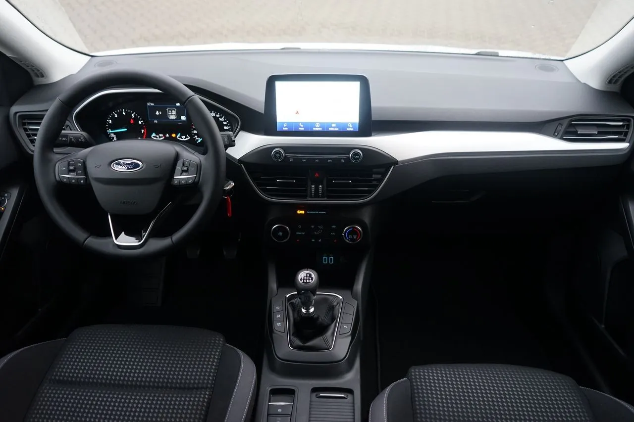 Ford Focus 1.0 EB Navi Sitzheizung LED  Image 9