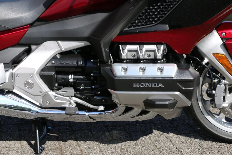 Honda GL 1800 GL 1800 Goldwing DCT Image 4