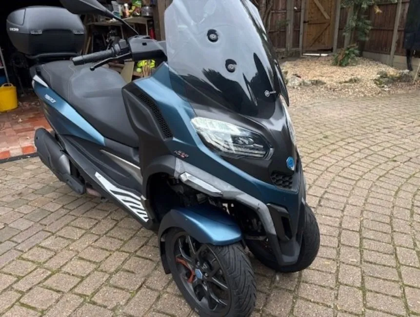 Piaggio MP3 500  Image 1
