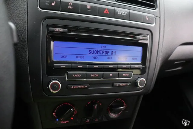 Volkswagen Polo Trendline 1,2 51 kW / Juuri katsastettu / Suomi-auto / Lohkolämmitin / 2x renkaat / Image 9