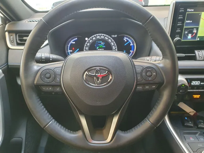 Toyota RAV 4 4 2.5 Hybrid 4x4 Advance Plus Image 5