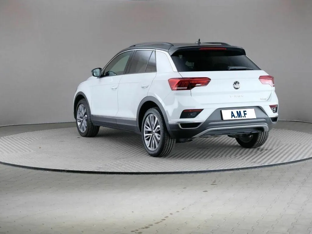 VOLKSWAGEN T-Roc  Image 3
