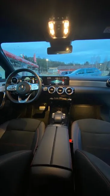 Mercedes-Benz CLA 180  Image 3