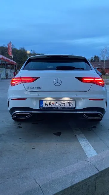 Mercedes-Benz CLA 180  Image 4