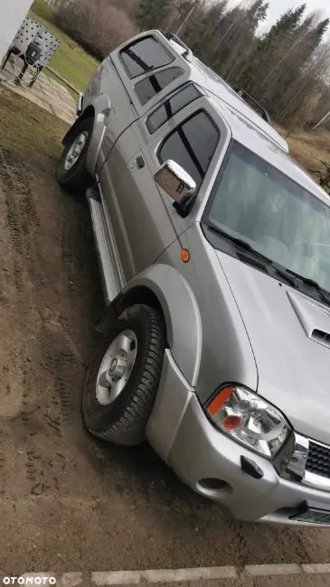 Nissan King Cab  Image 8