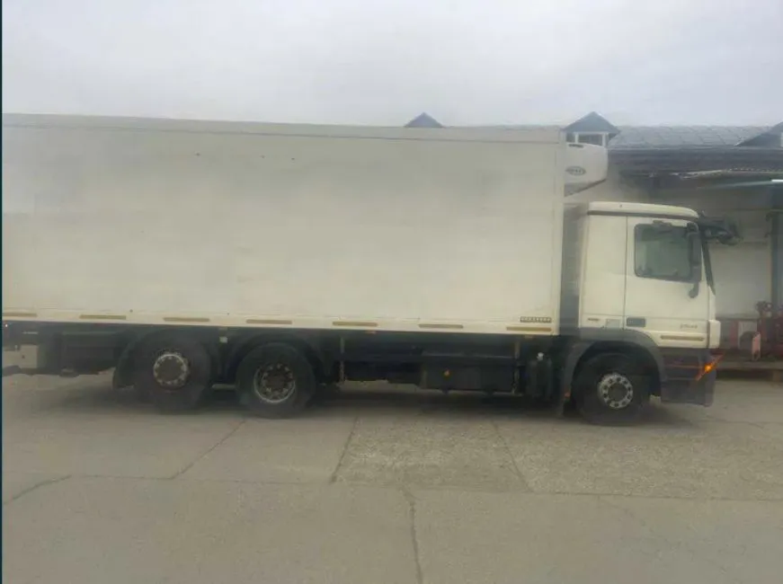 Mercedes-Benz Actros  2541 Image 3