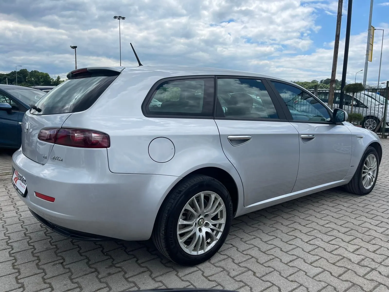 Alfa Romeo 159 1.9 JTD Image 3