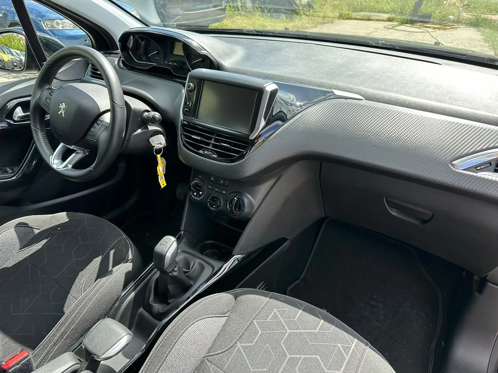 Peugeot 2008  Image 5