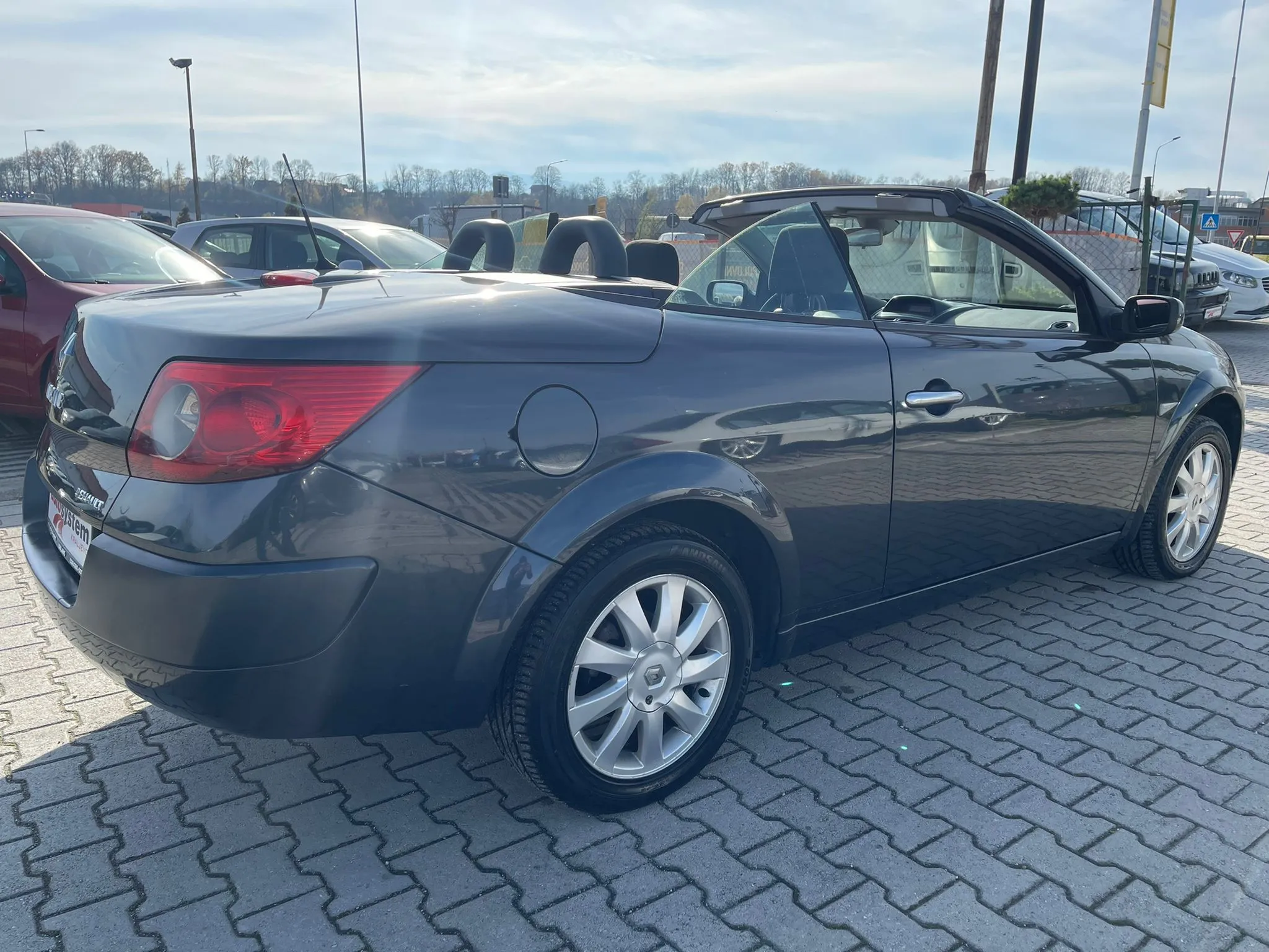 Renault Megane 1.5 DCI KREDITI NA LICU MESTA Image 4