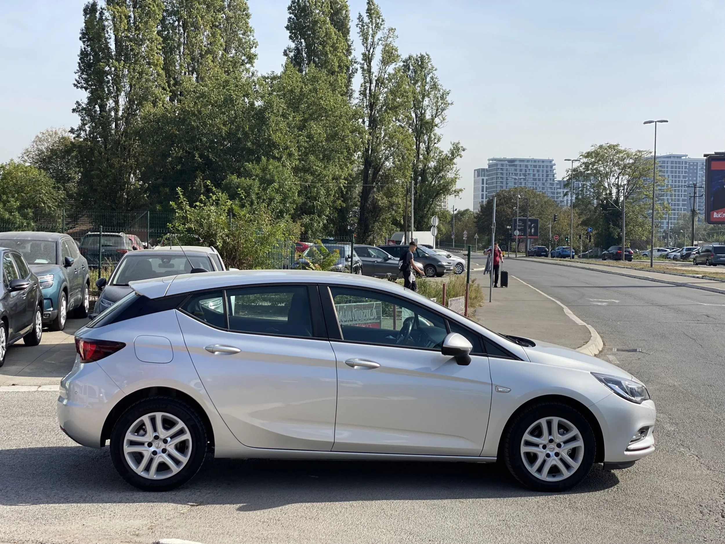 Opel Astra K 1.6 CDTI/NAV/LED Image 4