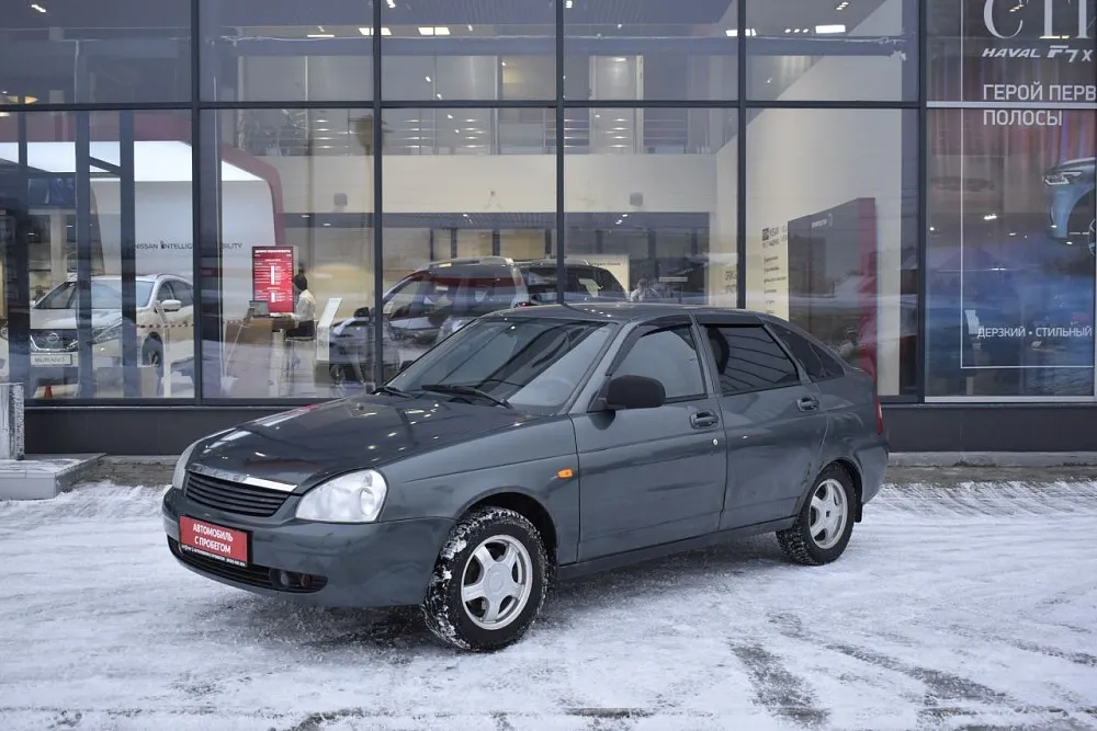 Lada Priora  Image 1