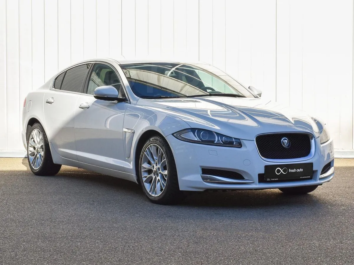 Jaguar XF  Image 1
