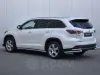Toyota Highlander  Thumbnail 2