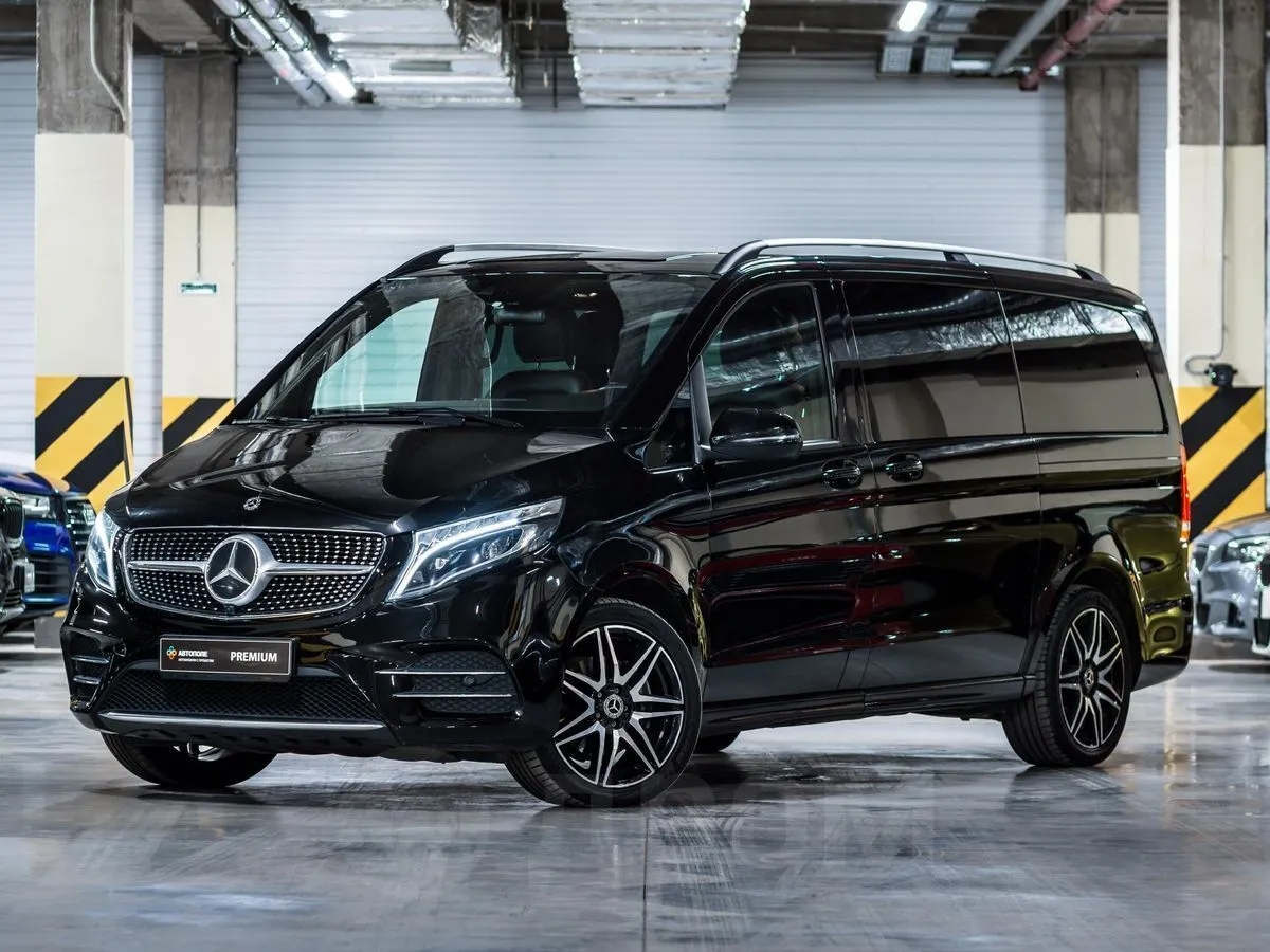 Mercedes-Benz V-Class  Image 1