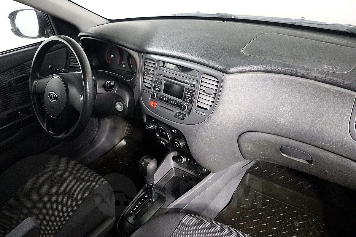 Kia Rio  Image 10