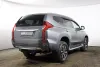 Mitsubishi Pajero  Thumbnail 5