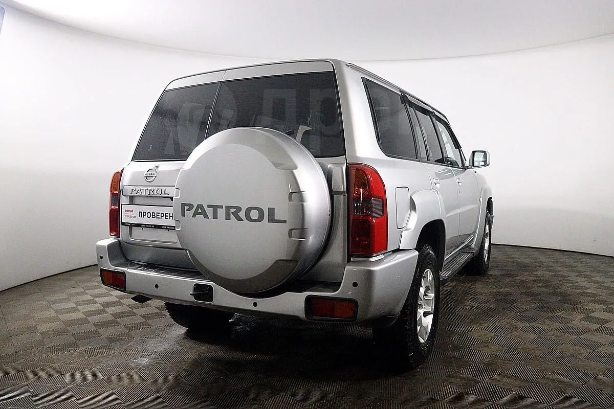 Nissan Patrol  Image 5