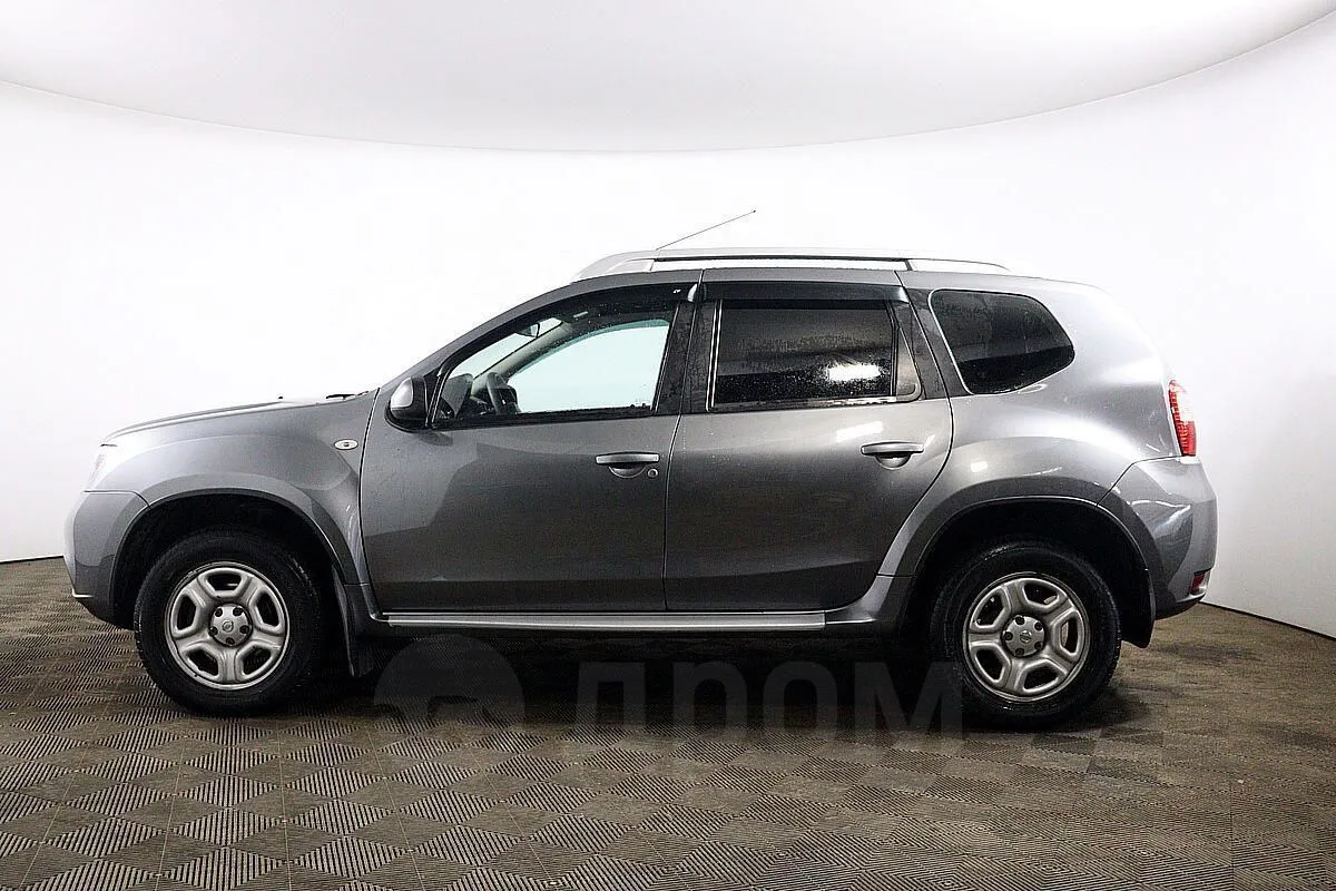 Nissan Terrano  Image 8