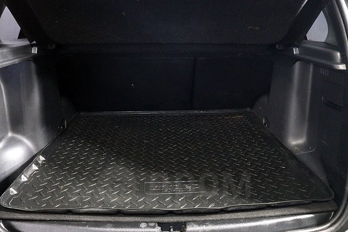 Nissan Terrano  Image 9