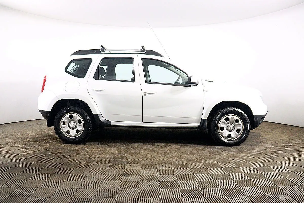 Renault Duster  Image 4