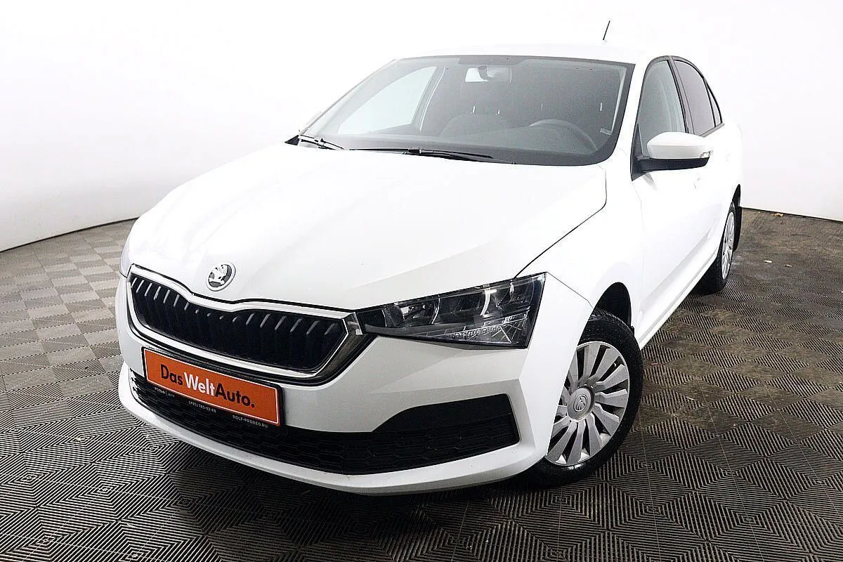 Skoda Rapid  Image 1