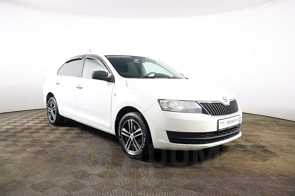 Skoda Rapid  Image 3