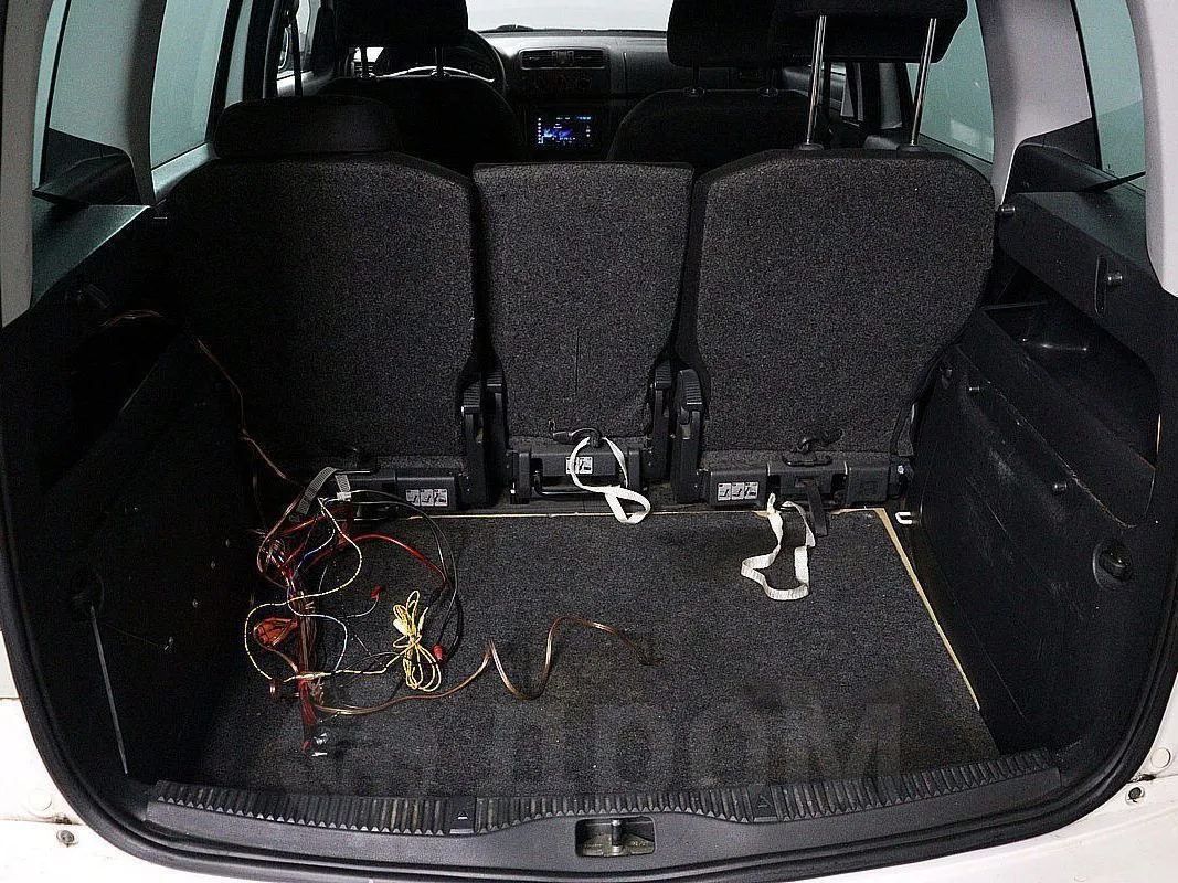 Skoda Roomster 1.6 MT Ambition Image 10