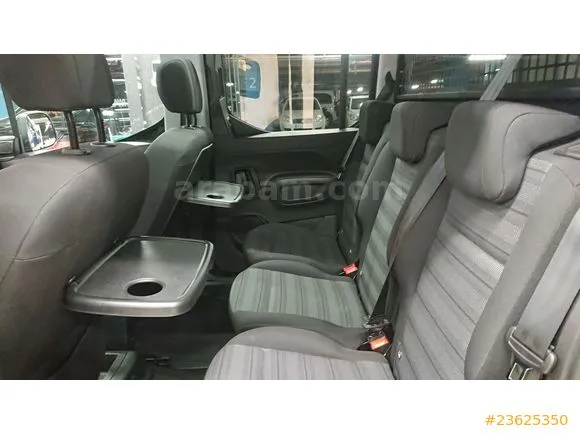 Opel Combo 1.5 CDTI Elegance Image 9