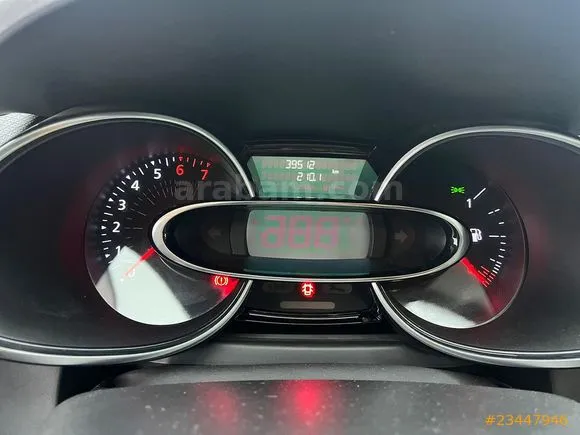 Renault Clio 0.9 TCe Touch Image 10